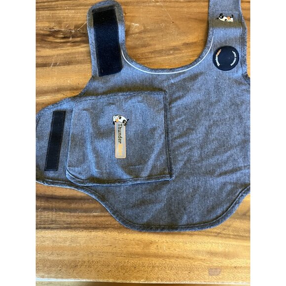 Dog Vest Thunder Shirt Dog Size Small 15-25lbs Grey - Best Solution for Anxiety - Picture 5 of 16